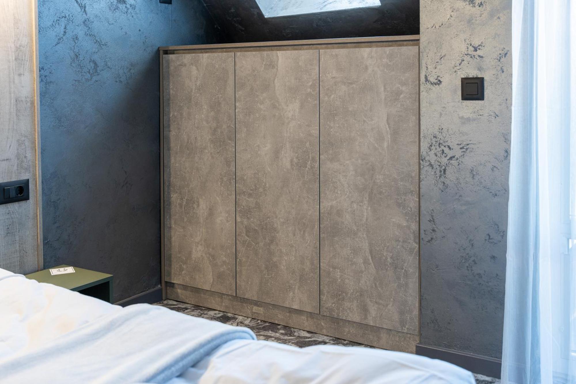 Rcr Einstein Aparthotel *