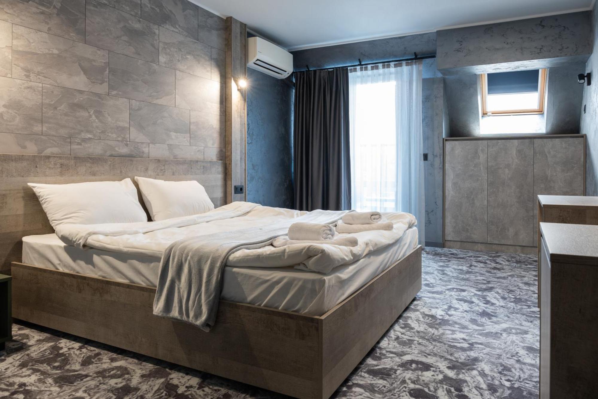 Rcr Einstein Aparthotel Sofia