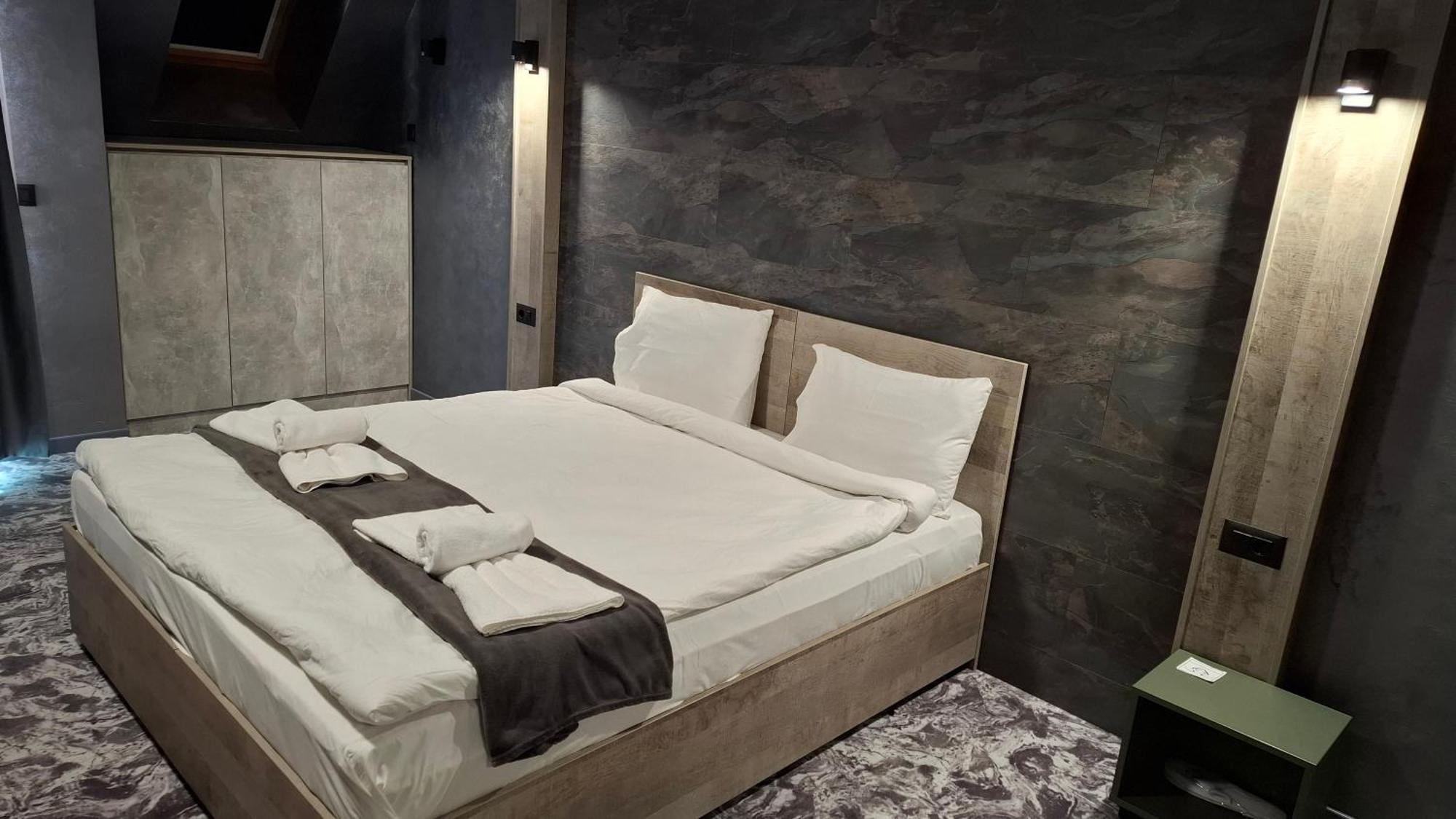 Aparthotel Rcr Einstein