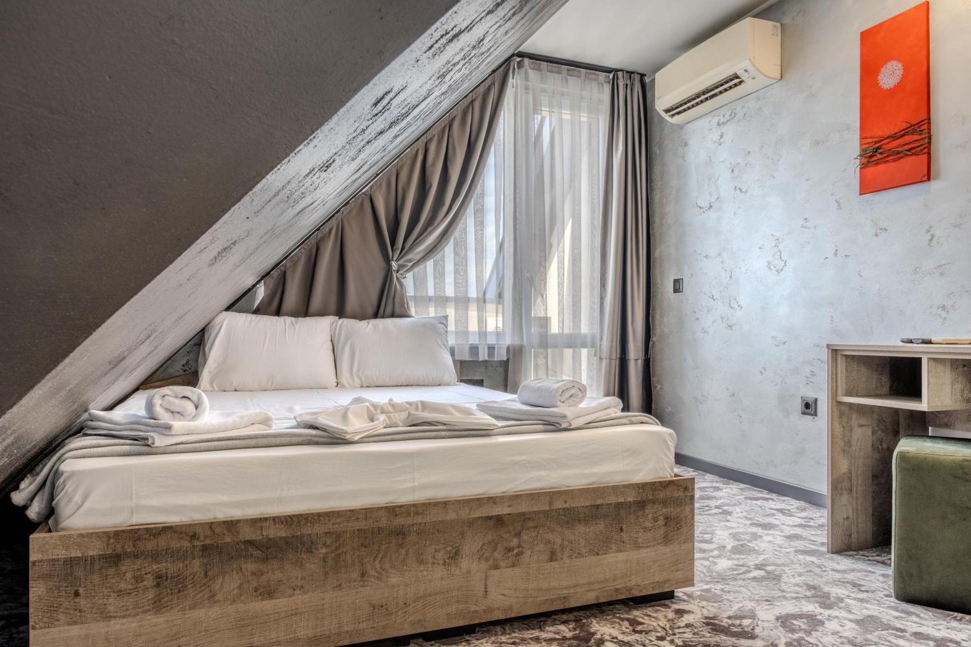 Aparthotel Rcr Einstein Sofia